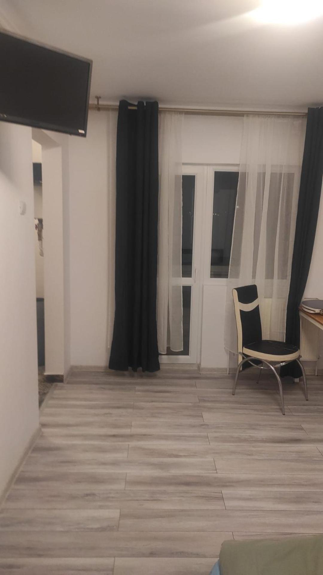 Ferienwohnung Garsoniera Turda Exterior foto